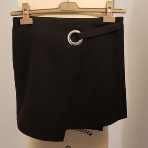 GENUINE PEOPLE Black Skorts